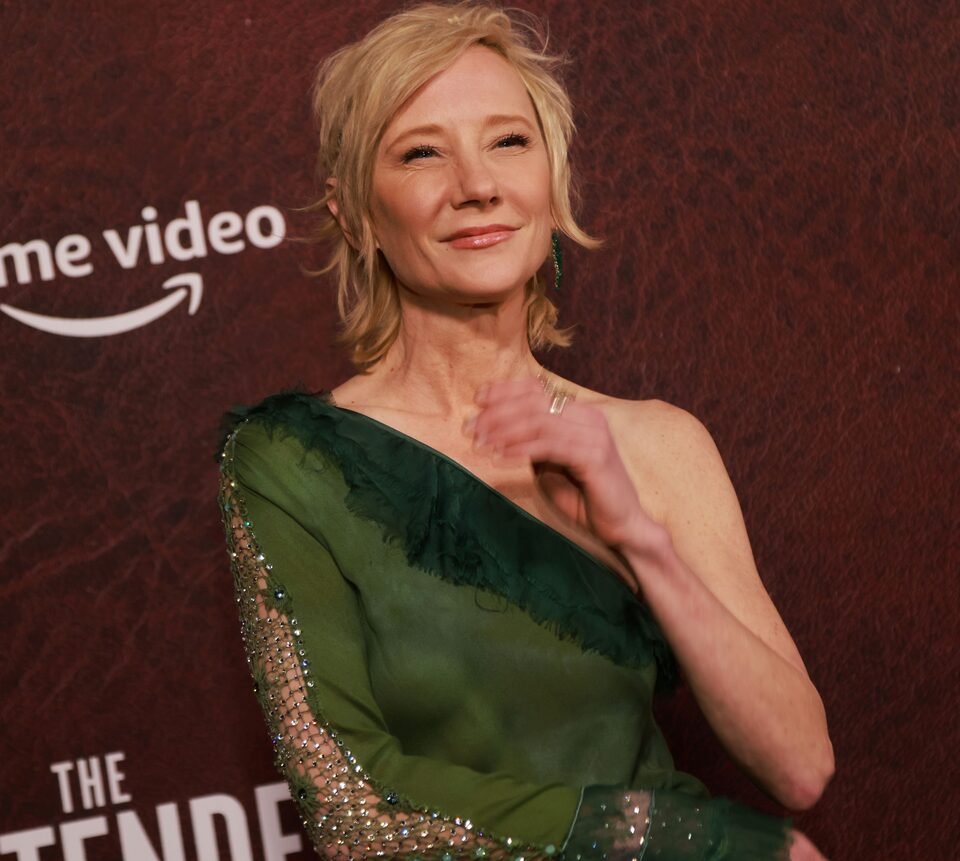 Hollywood's Anne Heche Fights for Life After Horrific Accident
