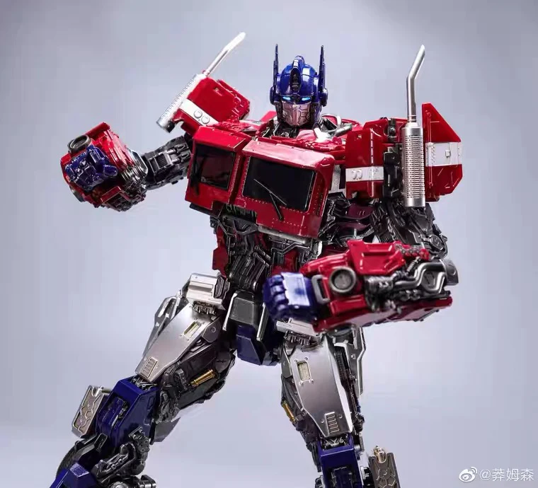 Magnificent Mecha: BBM Optimus